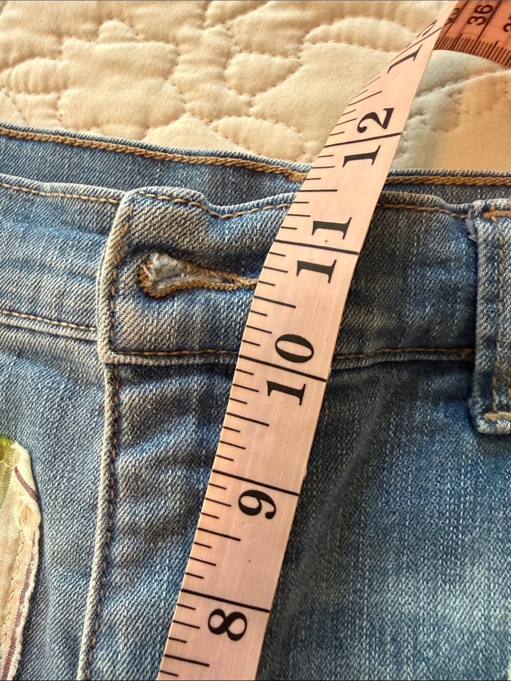 Upcycled denim shorts size 12 patchwork doily - Picture 5 of 6